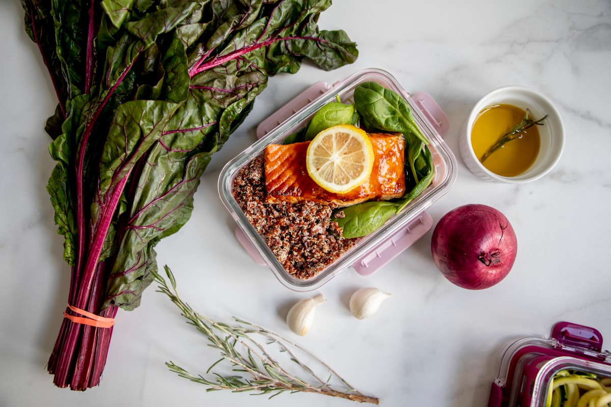 Active man preparing nutritious meal